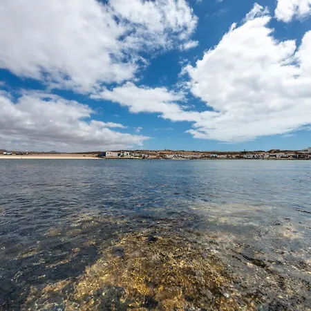 Beachfront Two Bedrooms House Casa Toral Ferienhaus *