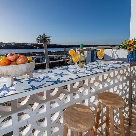 Beachfront Two Bedrooms House Casa Toral 度假居 Majanicho