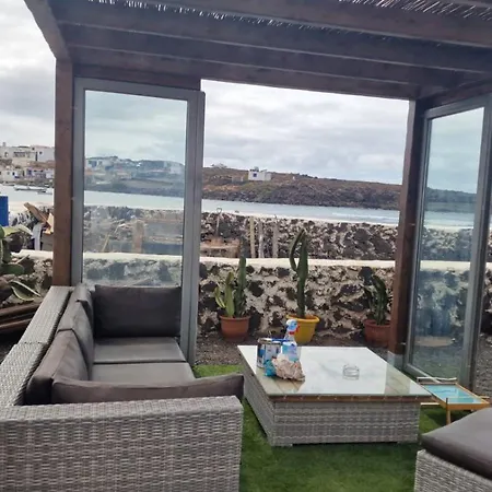 Beachfront Two Bedrooms House Casa Toral 펜션