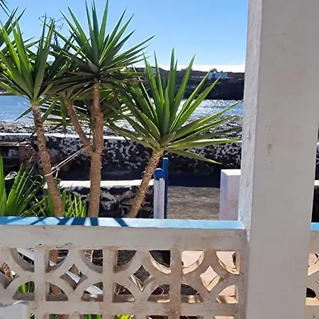 Beachfront Two Bedrooms House Casa Toral Majanicho