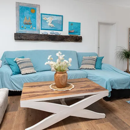 Beachfront Two Bedrooms House Casa Toral Holiday home Majanicho