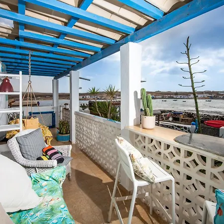 Beachfront Two Bedrooms House Casa Toral