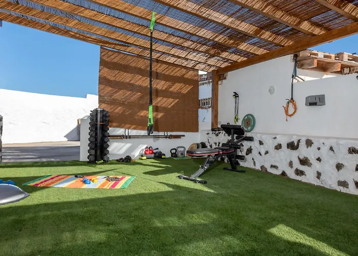 Beachfront Two Bedrooms House Casa Toral Casa de Férias