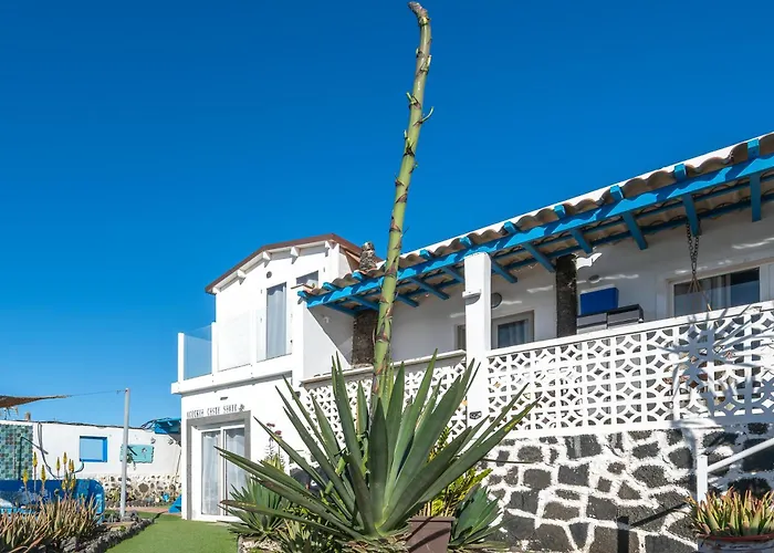 Nyaraló Beachfront Two Bedrooms House Casa Toral