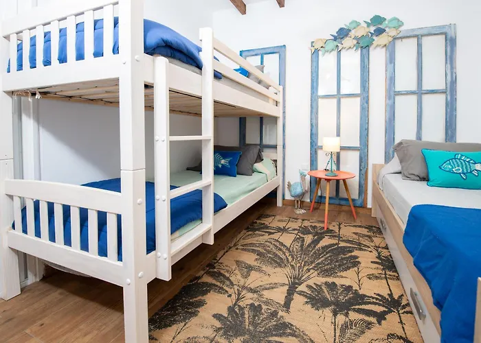 Beachfront Two Bedrooms House Casa Toral Casa de Férias